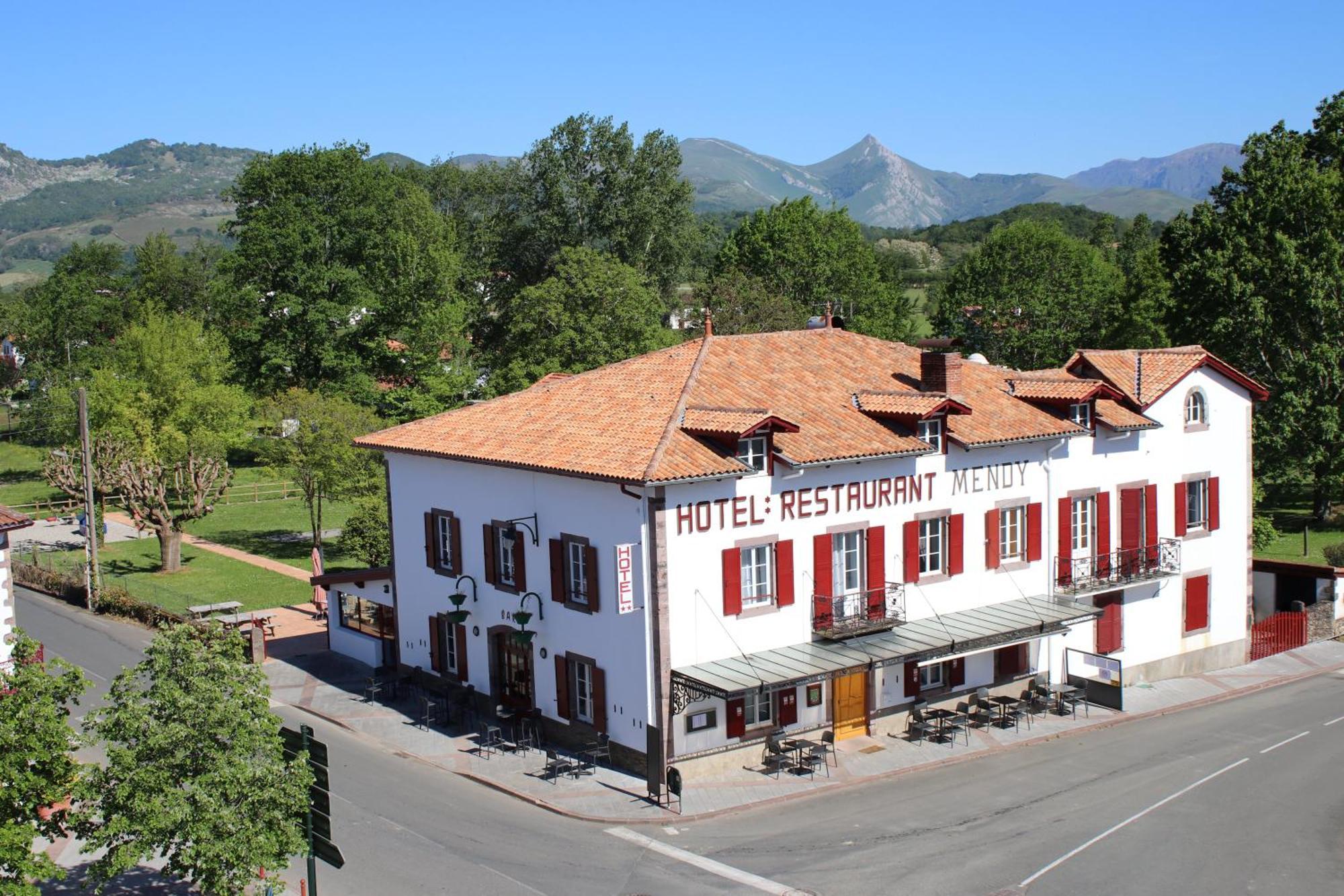Hotel Mendy Saint-Jean-le-Vieux  Exterior foto
